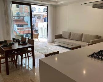 Francisca Luxury Suites - Adults Only - Pto Vallarta - Sala de estar