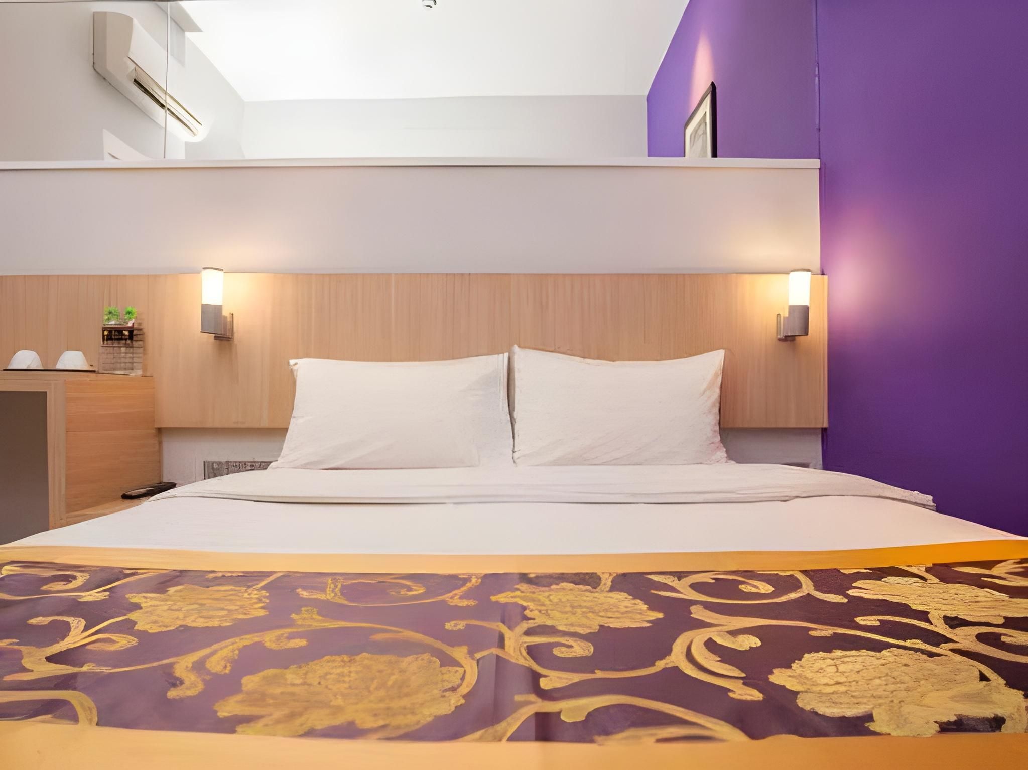 Orange Premier Hotel Taman Segar