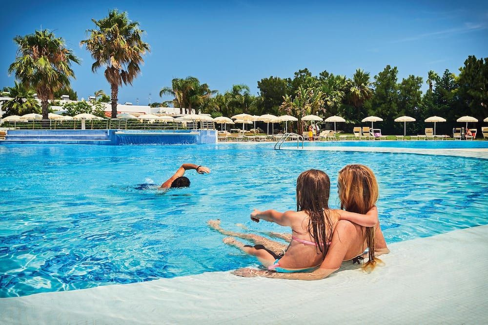 سي دي إس هوتلز ريفا مارينا ريزورت