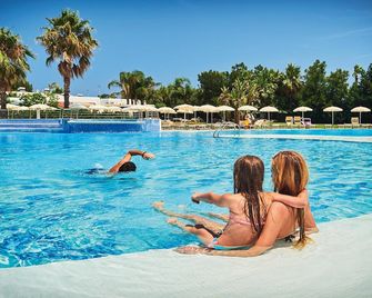 Riva Marina Resort - Cdshotels - Carovigno - Piscine