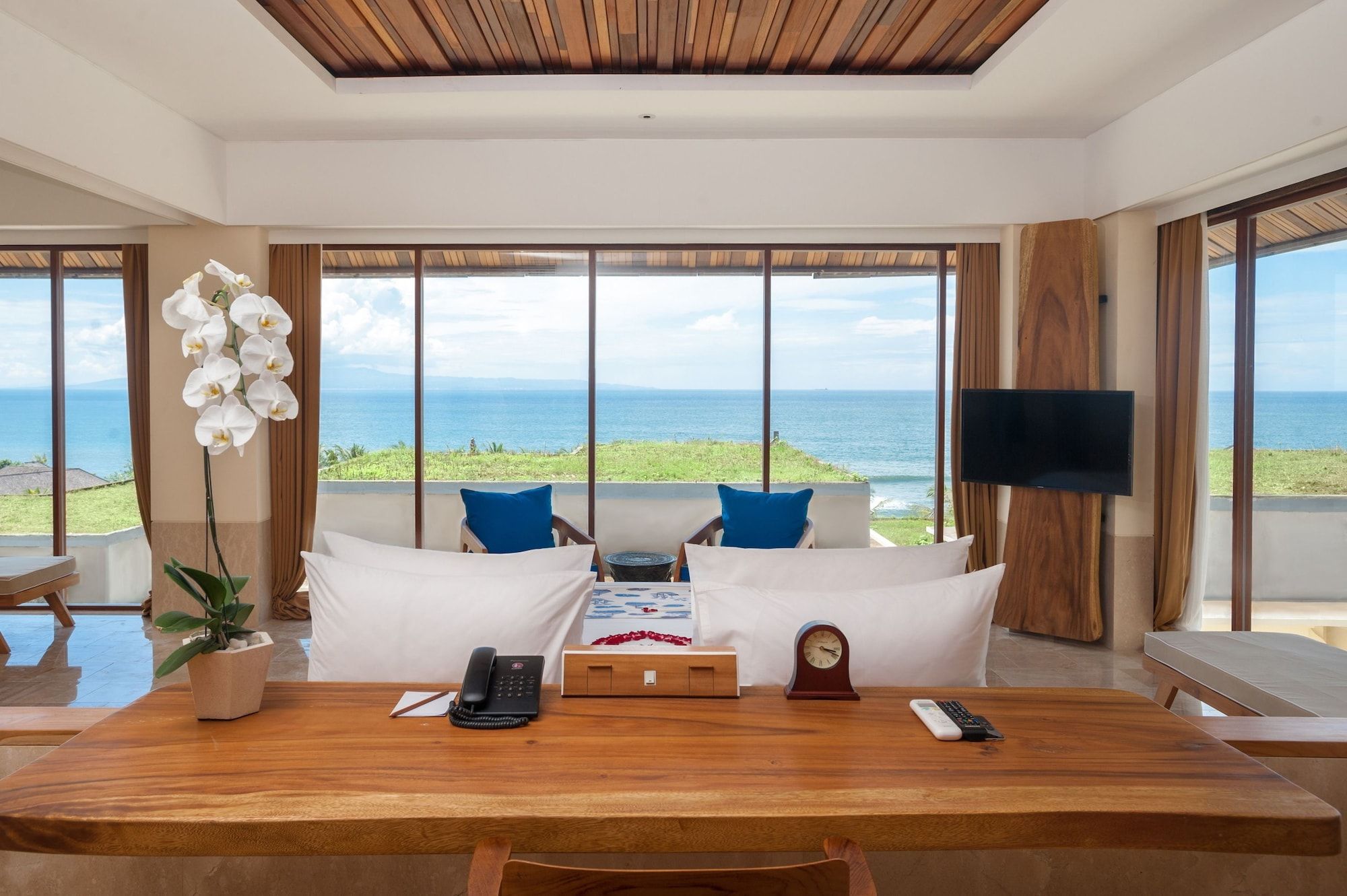 كومانيكا في كيراماس