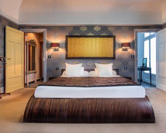 Le Grand Hotel - Tours - Bedroom