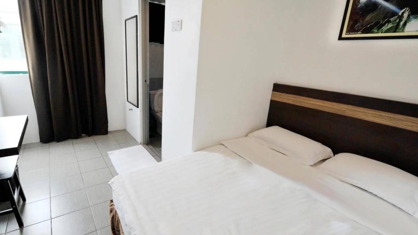 Place2stay @ Rh Plaza Hotel