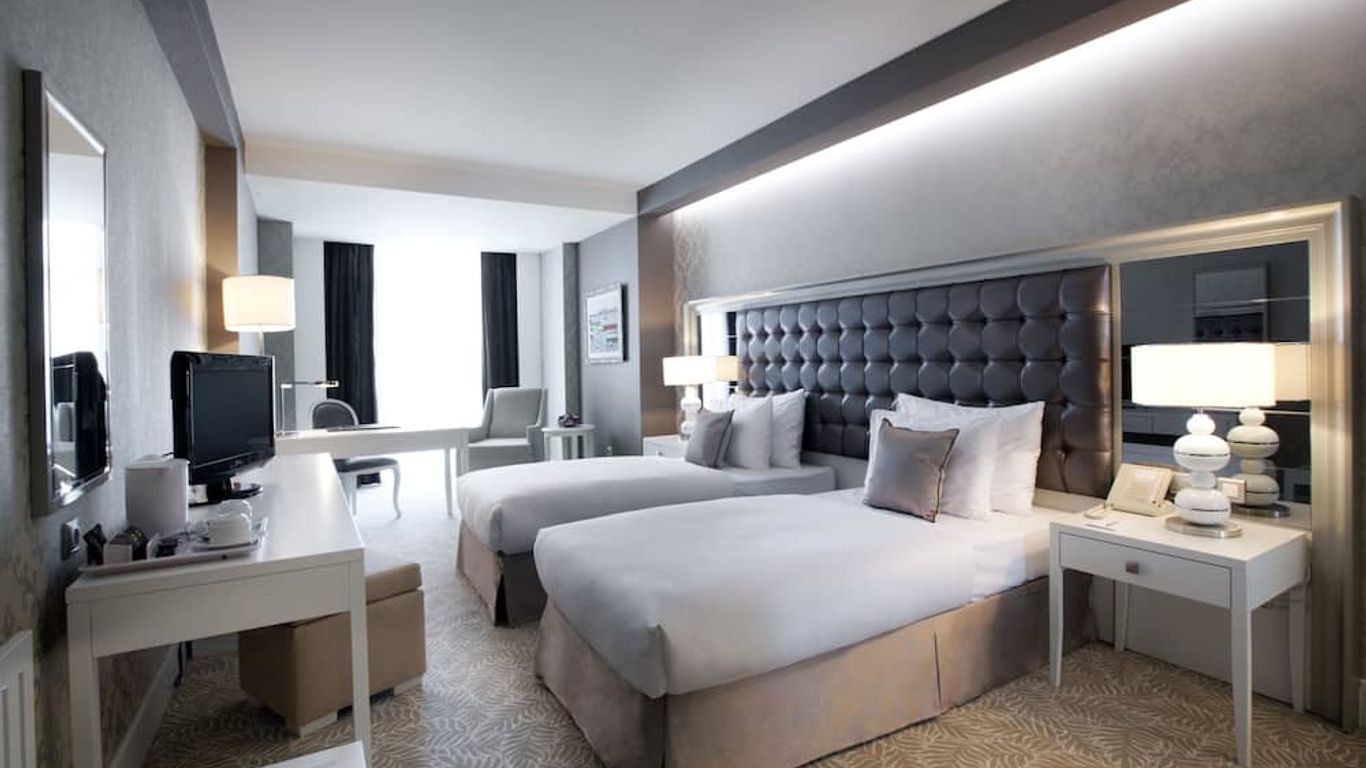 Qafqaz Baku City Hotel & Residences