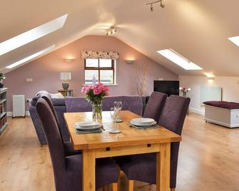 1 bedroom accommodation in Askwith, near Ilkley - Otley - Dining room