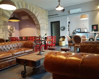 Halex room&food - Nettuno - Salon