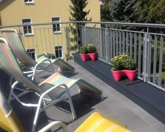 Hotel Vesta - Bad Elster - Balcony