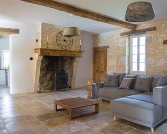 Gîte Legotine: Large Farmhouse Restored - Castillonnès - Living room