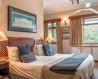 Hallack Manor - Port Elizabeth - Bedroom