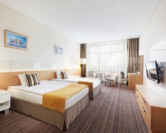 Victoria Hotel And Spa - Minsk - Bedroom