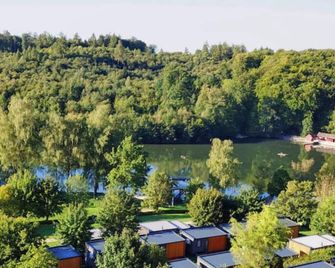 Holiday Home Tiny Haus am Waldsee by Interhome - Wemding - Buiten zicht