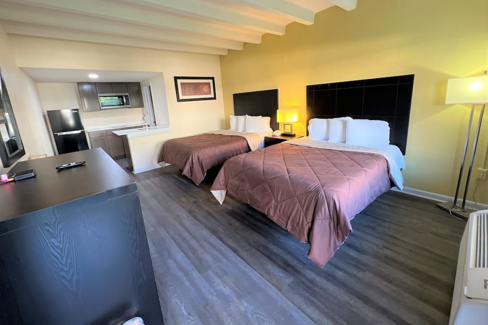 James River Inn & Suites - Newport News - Bedroom