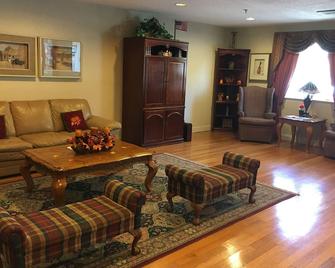 Baymont by Wyndham Mount Vernon Renfro Valley - Mt Vernon - Living room