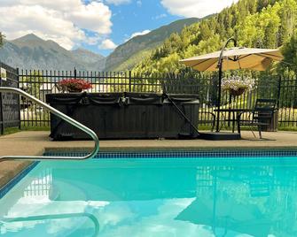 Premier Downtown Telluride Condo with Pool, Hot Tub & Parking - Telluride - Pool