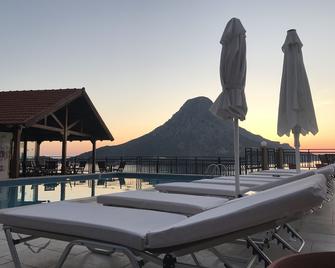 Hotel Continental - Masouri - Balkon