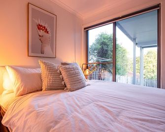 Wanna Wanna Beach House - Gerringong - Schlafzimmer