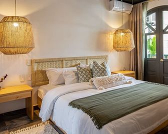 Rooftop Hot Tub! 3 levels, 5Bedroom in Villa Noria - Oaxaca