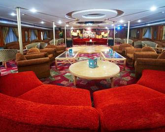 Nile Carnival Cruise 4nt Lxr Thursday 3nt Asw Monday - Louxor - Salon