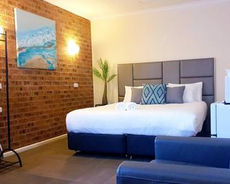 باي آند باسين - هوسكيسون - غرفة نوم