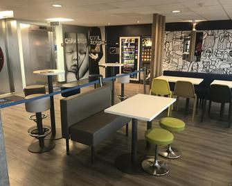 ibis budget Fréjus Saint-Raphaël Centre et Plage - Fréjus - Restaurant