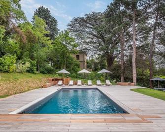 La clarté - wonderful refurbish home with garden and pool - Champagne-au-Mont-d'Or - Piscine