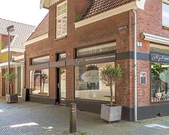 Silver Moon Bed & Breakfast - Voorschoten - Building
