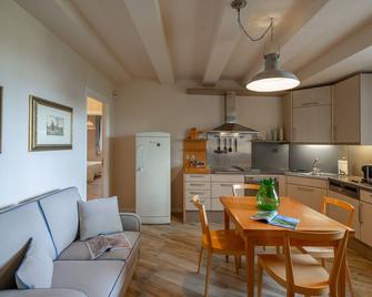 La Residenza dei Piaceri Perduti- Le Volte - Lastra a Signa - Cucina
