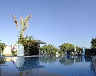 Violetta Hotel - Heraklion - Pool