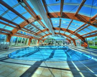 Hotel Kompas - Bled - Pool