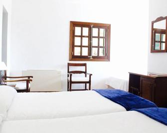 Hotel Can Font - Sineu - Bedroom
