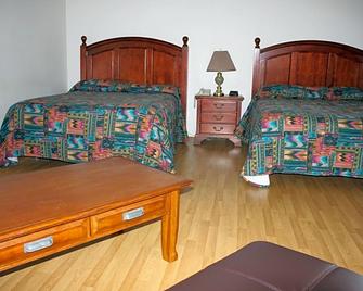 Stonehouse Motel and Restaurant - Truro - Habitación