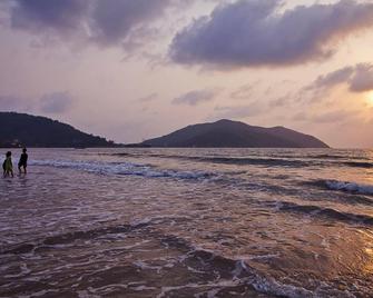 Sterling Karwar - Karwar - Playa