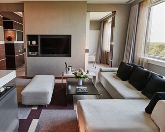 Steigenberger Airport Hotel - Frankfurt del Main - Sala