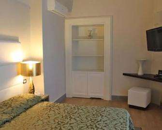 Hotel Villa La Colombaia - Portici - Slaapkamer