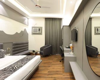 Hotel Marina - Meerut