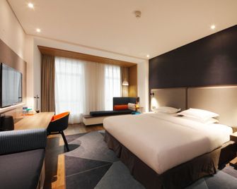 Holiday Inn Express Hefei West Railway Station by IHG - Hefei - Bedroom