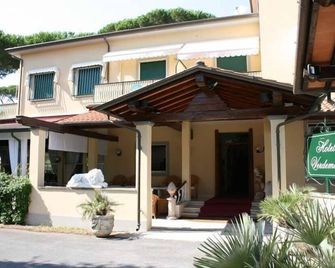 Hotel Verdemare - Pietrasanta - Rakennus