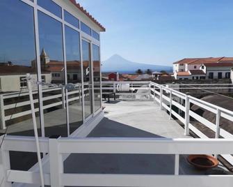 Cantinho do Piano - Velas - Балкон