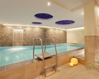 Best Western Hotel Hohenzollern - Osnabrück - Kolam