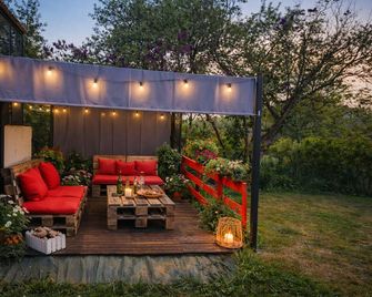 Chez sandrine - Gray-la-Ville - Patio