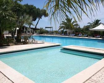 Abamar Hotel - Pula - Uima-allas