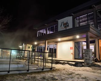 La Cache du Lac Champlain - Venise-en-Québec - Building