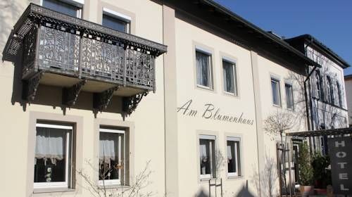Am Blumenhaus - במברג - בניין