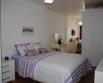 Corona Hostel - Poços de Caldas