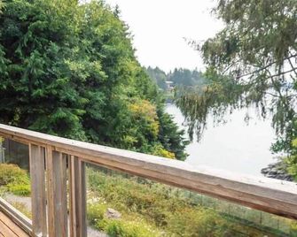 Tofino Oceanfront Hotel Suite - Tofino - Балкон