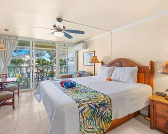 Gorgeous Ocean View Studio | Steps Away From Beach - Kapaa - Makuuhuone