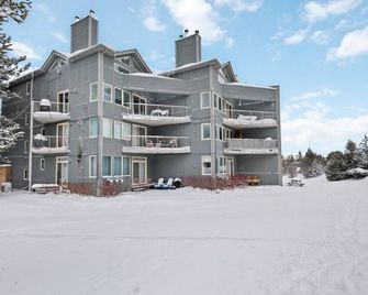 Ski In Out 1 Br, Sleeps 6 Cachet Crossing - The Blue Mountains - Building