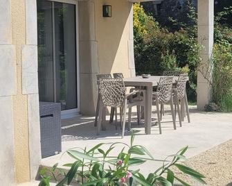 Gite Blanche Neige - Hostun - Patio