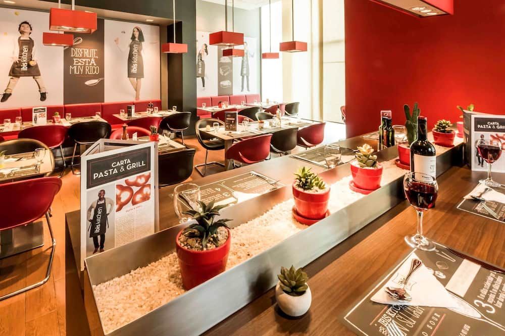 ibis Santiago Las Condes thumbnail 3