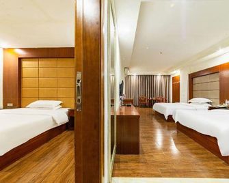 Dubai eight star hotel (Maoming people's Hospital high speed railway station store) - Maoming - Habitación